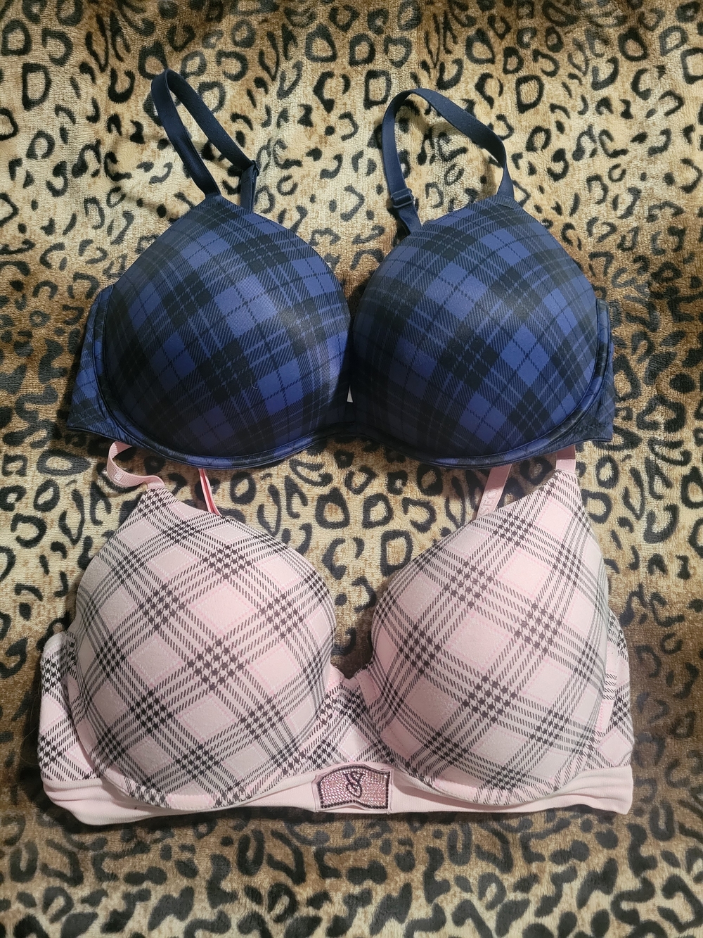 PINK Victoria's Secret Plaid T-Shirt Bra Duo - Navy Blue & Light Pink